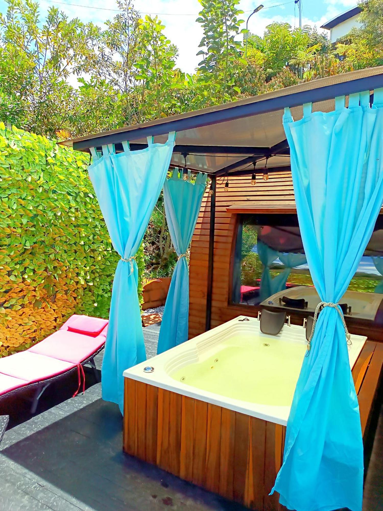 Glamping The Mountain Hotel Guatapé Eksteriør billede
